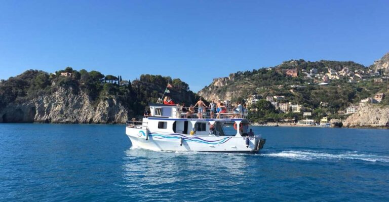 Giardini Naxos: Boat Trip to Isola Bella With Snorkeling