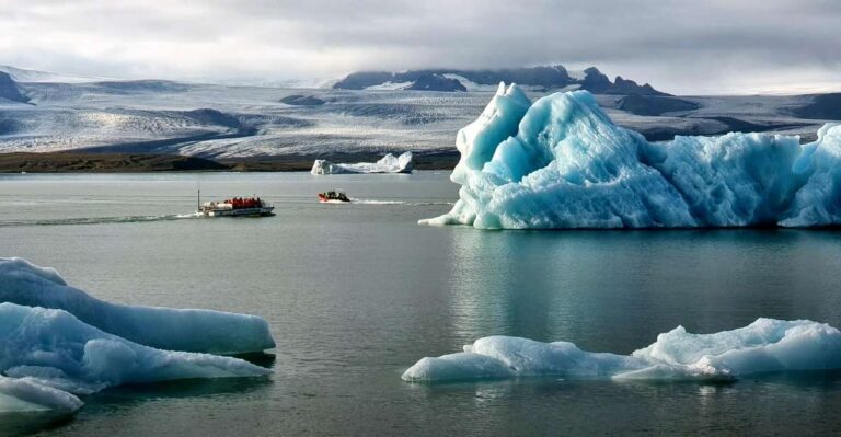 Glacier Lagoon and South Coast. Private Day Tour