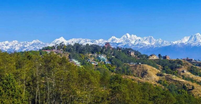 Kathmandu: Nagarkot Sunrise and Bhaktapur Sightseeing Tour