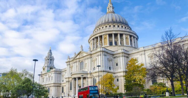 London: Churches and Cathedrals Private Walking Tour