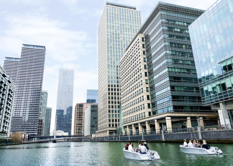 London: Goboat Rental in Canary Wharf With London Docklands