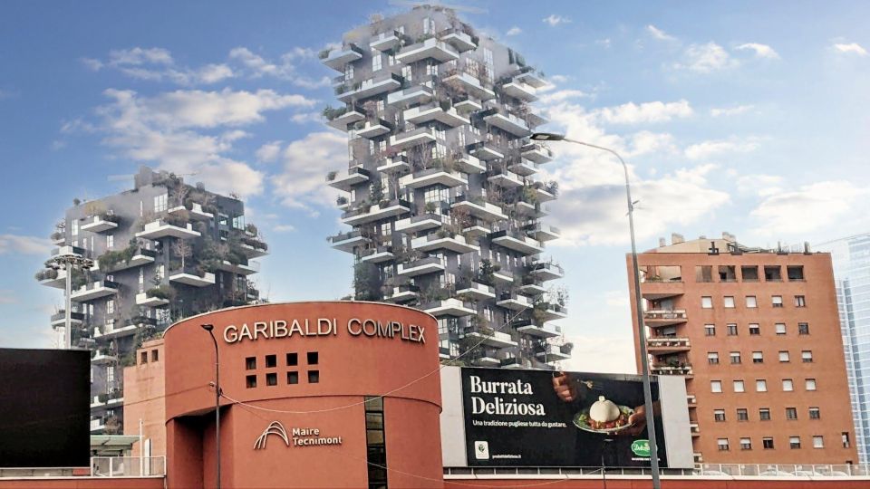 Milan: Self-guided Walk in Futuristic Porta Nuova District