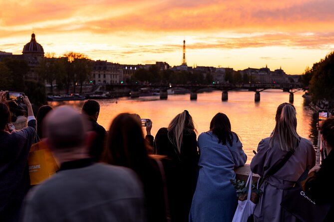 Paris Private Night Tour With River Cruise and Champagne Option