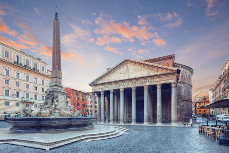 Piazza Navona, Pantheon & Trevi Walking Tour in English