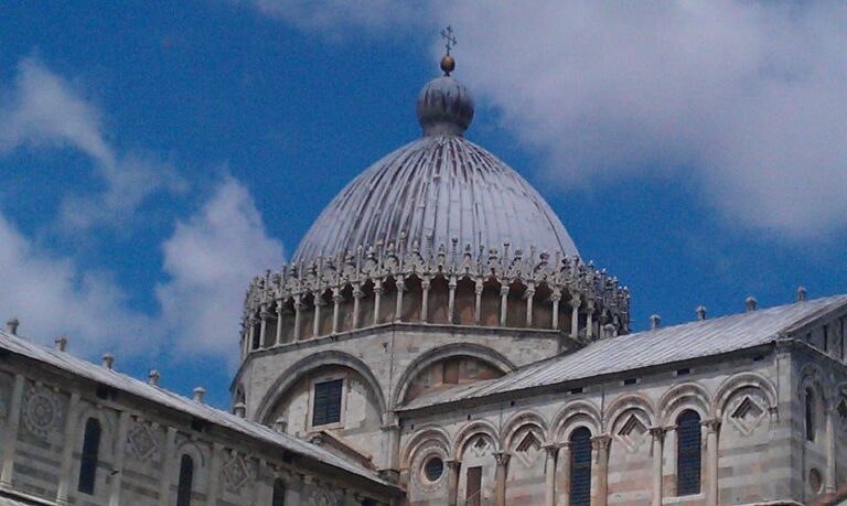 Pisa: 1.5-Hour Small Group Leaning Tower Tour With Tickets