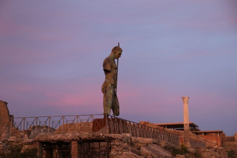 Pompeii: 2-Hour Sunset Group Tour With Tickets