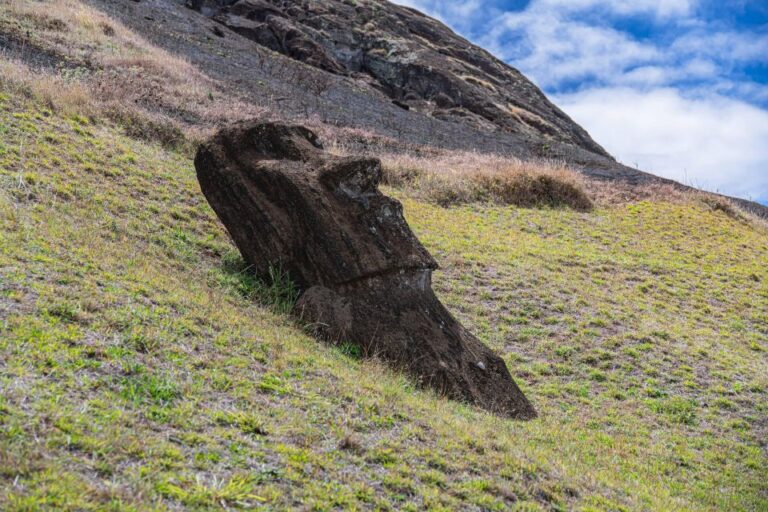 Private Tour: Where the History of the Moai Was Born