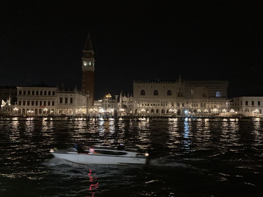 Punta Sabbioni - Venice at Sunset: Boat Tour With Aperitif - Experience Highlights