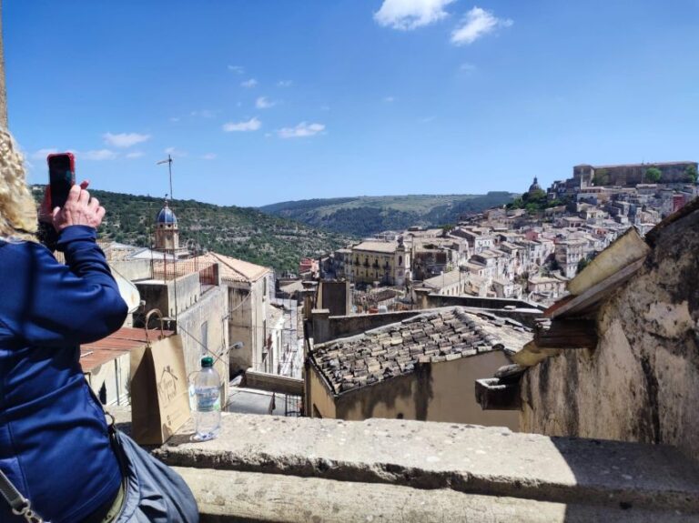 Ragusa Ibla: Guided Tour With Food Tasting