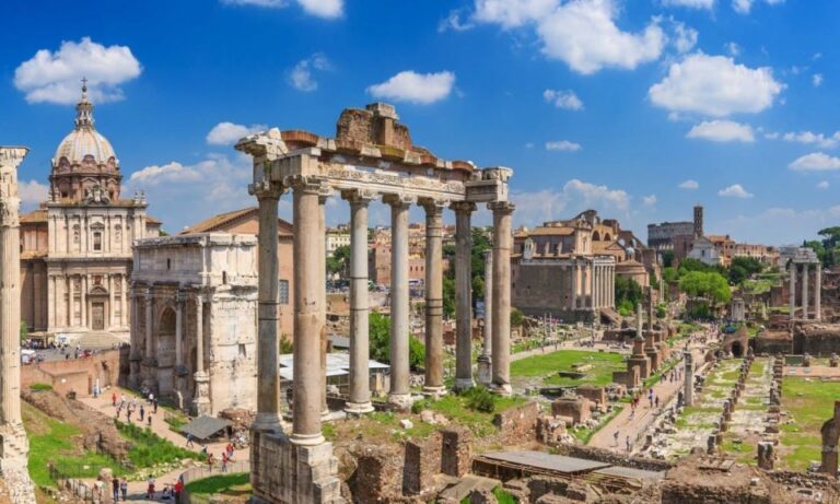 Rome: Secrets of the Colosseum and Roman Forum Guided Tour