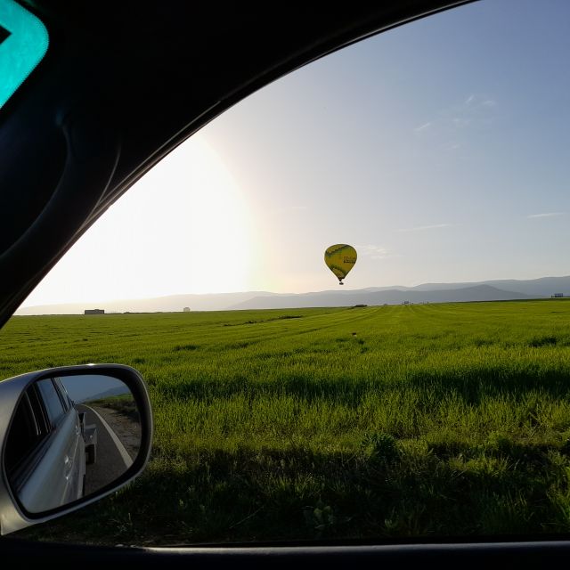 Segovia: Hot Air Balloon Flight With Picnic and Cava - Tour Overview