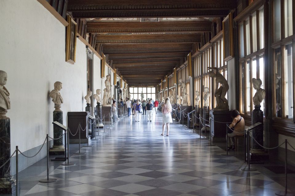 Small-Group Uffizi Masterclass With an Art Expert