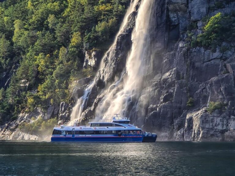 Stavanger: Scenic Fjord Cruise to Lysefjord and Preikestolen