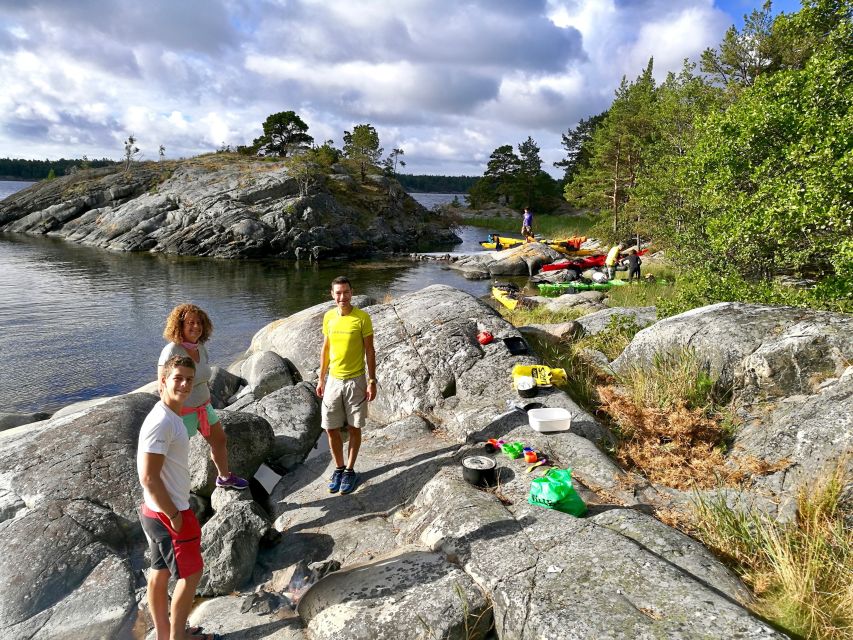 Stockholm: 2-Day Archipelago Kayak Tour