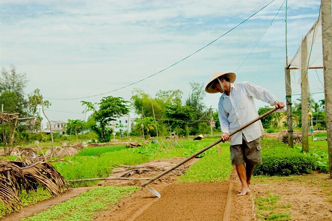 Tra Que Village Tour