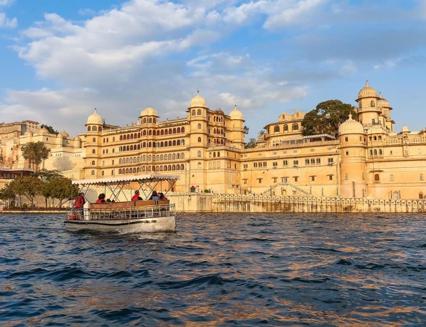 Udaipur: Private Sightseeing Guided City Tour in Udaipur - Tour Overview and Pricing