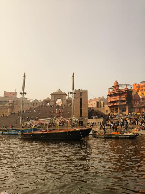 Varanasi: Manikarnika Ghat (Oldest Cremation Site) Tour