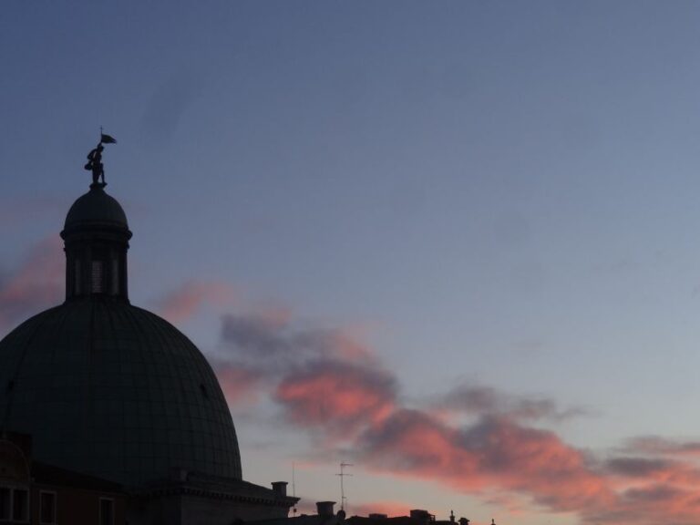 Venice Legends & Ghosts: 1-Hour Walking Tour