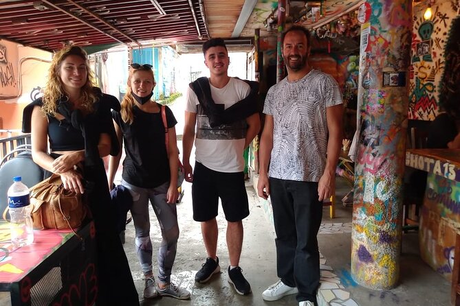 2-Hours Street Art Walking Tour in Medellin Comuna 13 - Tour Journey and Experience