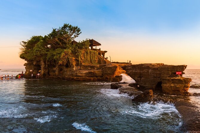 All-Inclusive Private Ubud and Tanah Lot Temple Tour - Inclusions and Amenities