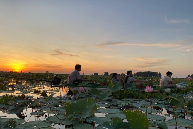 Amazing Craft Classes and Boat Trip to Lotus Fields - Boat Trip Highlights