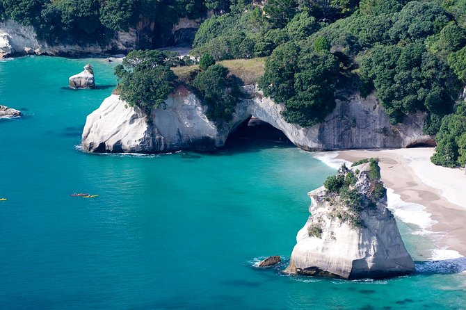 Auckland to Coromandel Private Tour - Notable Attractions