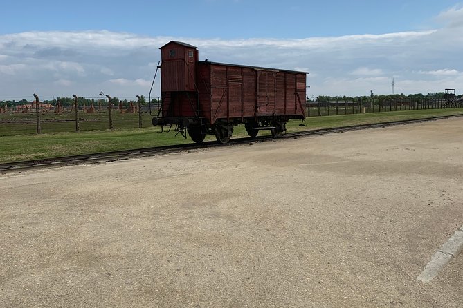 Auschwitz Trip From Krakow - English Speaking Guided Tour - Guided Tour Details