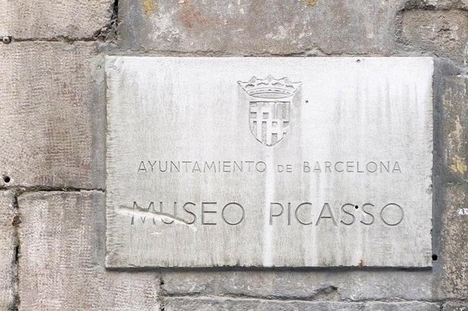 Barcelona Art and Tapas Small Group Walking Tour With Picasso Museum - Itinerary of the Walking Tour