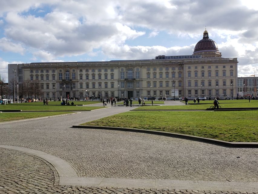 Berlin: Private Historic City Center Walking Tour - Itinerary Highlights