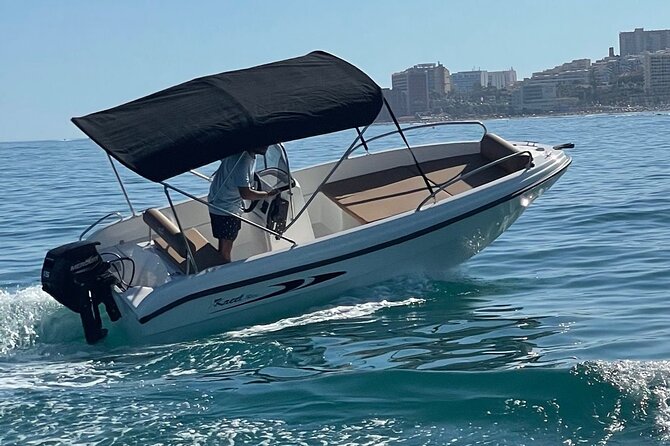 Boat Rental Without License in Benalmádena - Included Services and Amenities