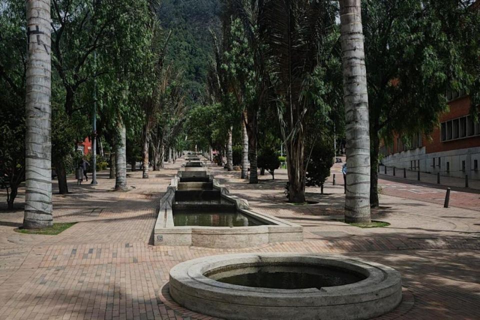 Bogotá: Guided La Candelaria Walking Tour - Key Highlights of La Candelaria