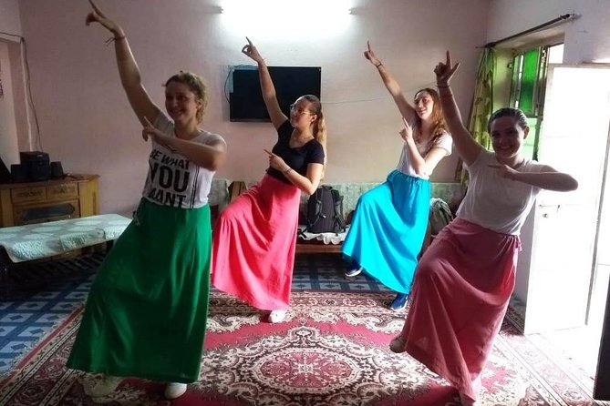 Bollywood Dance Class in Jaipur With Transportation - Participant Requirements