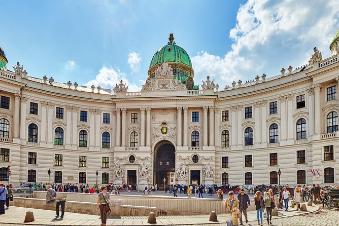 Central and Eastern Europe Highlights 7-Day Tour From Frankfurt - Key Destinations