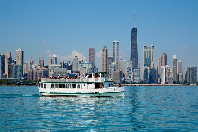 Chicago Urban Adventure River and Lake Cruise - Live Commentary Experience