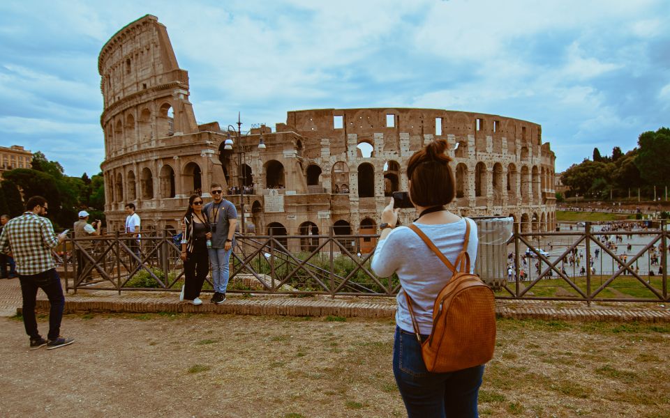 Colosseum, Roman Forum and Palatine Hill Guided Tour - Colosseum Experience