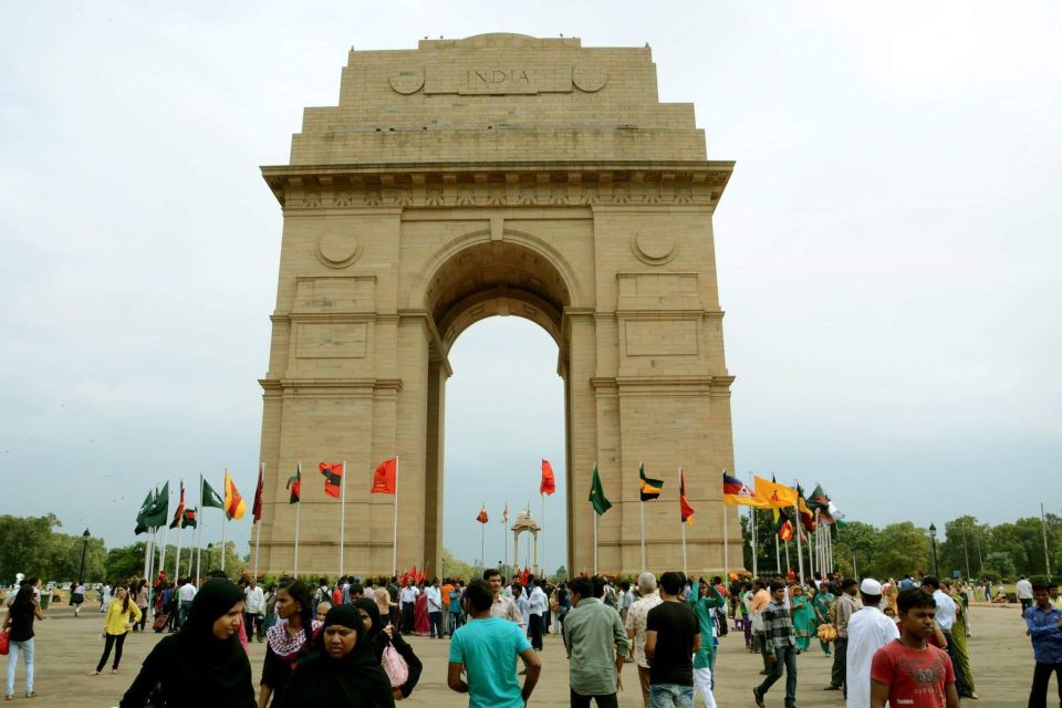 Delhi: Private Half-Day Guided Tour by Car Transfers - Itinerary Highlights