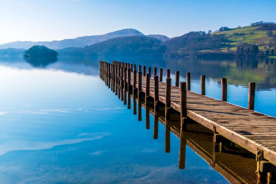 Enchanting Lakes & Literary Lore:Manchester to Lake District - The Beauty of Lake Windermere