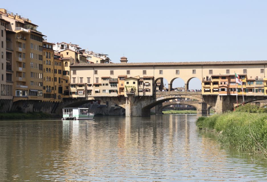 Florence: Arno River Cruise With Aperitivo - Unique Cruise Experience