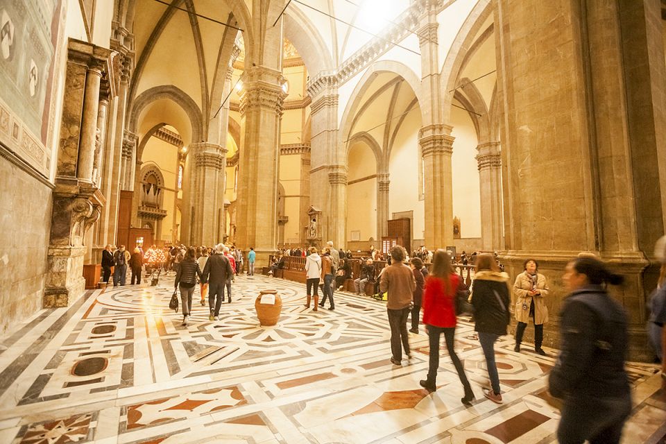 Florence: Walking Tour With Skip-The-Line Accademia Gallery - Itinerary Highlights