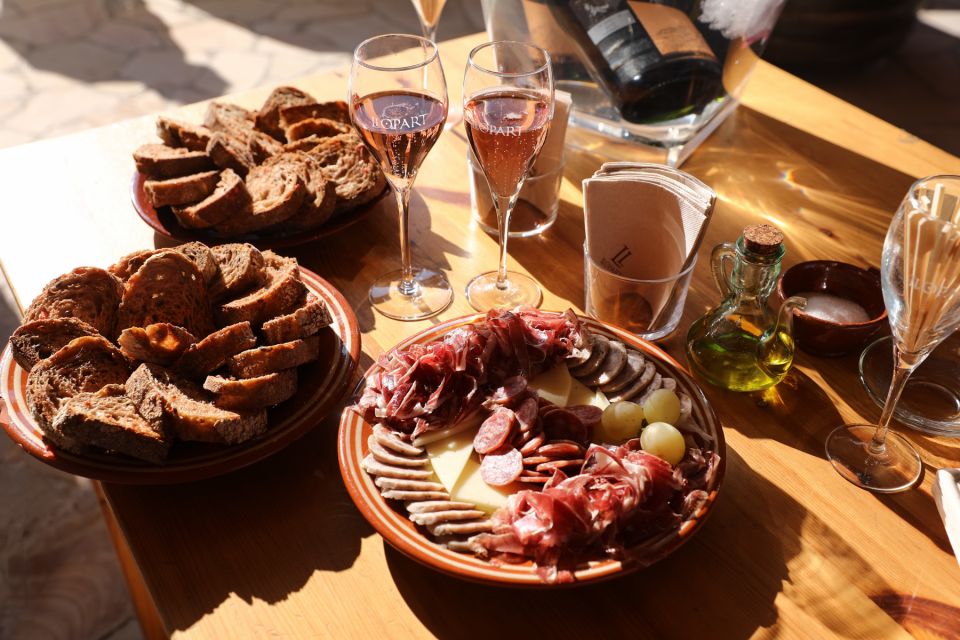 From Barcelona: Montserrat Lunch & Wine Tasting in Vineyard - Wine and Cava Experience