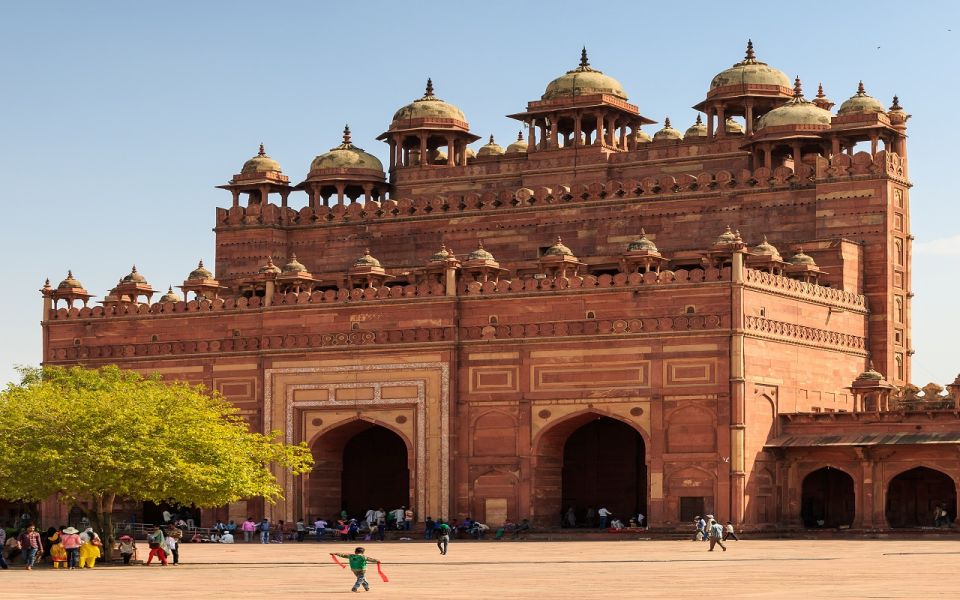 From Delhi: Famous Places Taj Mahal & Fatehpur Sikri Tour - Transportation Details