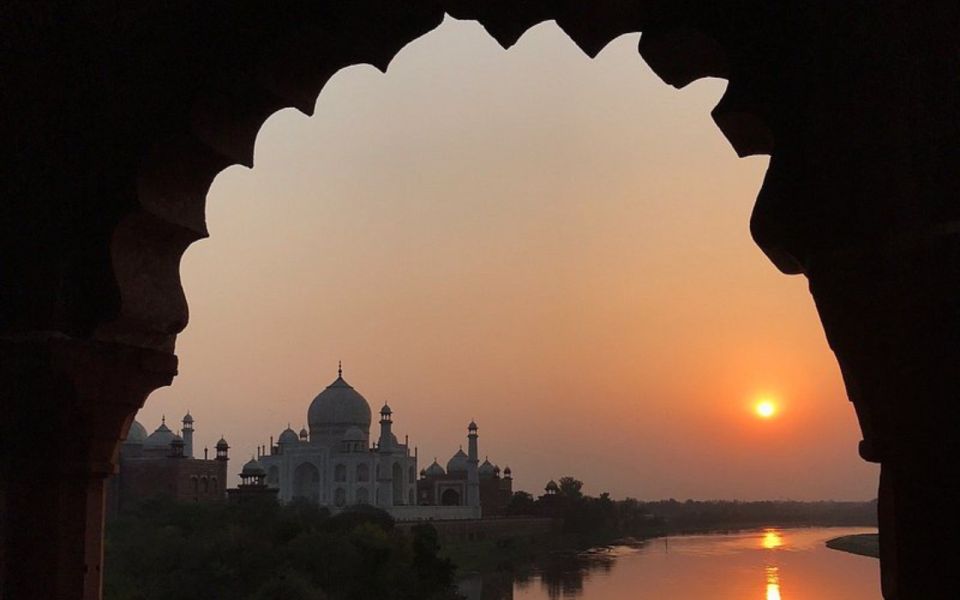 From Delhi/Jaipur: Private Agra Day Trip With Lunch/Entry - Itinerary Highlights