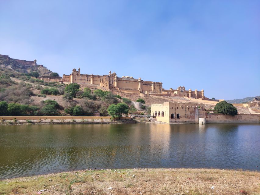 From Delhi: Private Jaipur & Amber Fort Guided Tour by Car - Itinerary Highlights