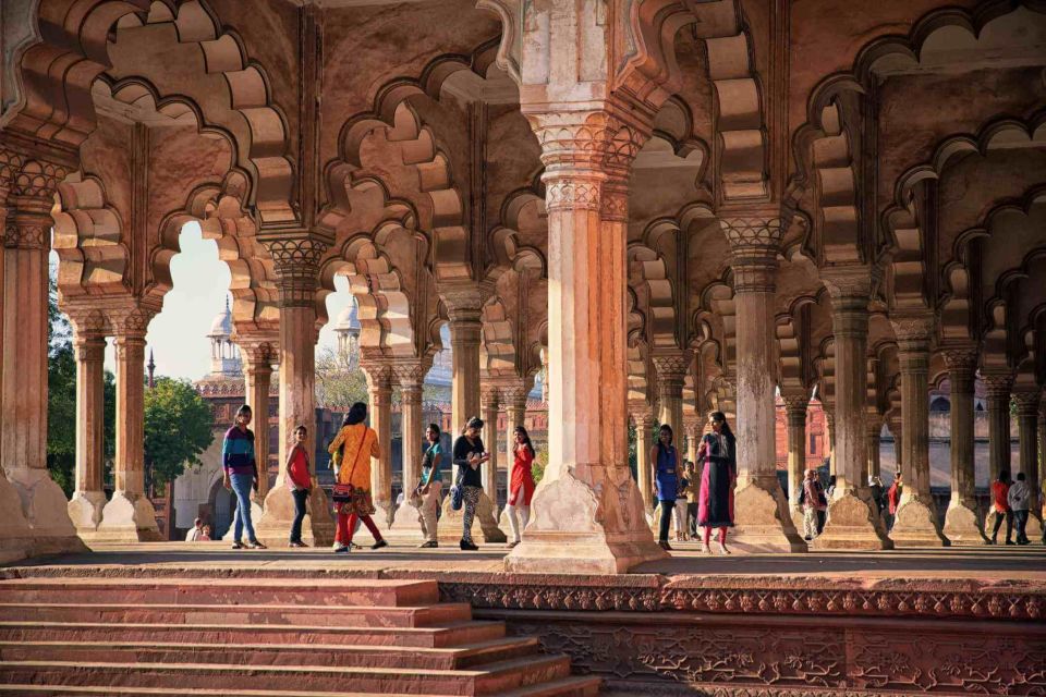 From Delhi: Private Taj Mahal & Agra Fort Guided Tour - Itinerary Details