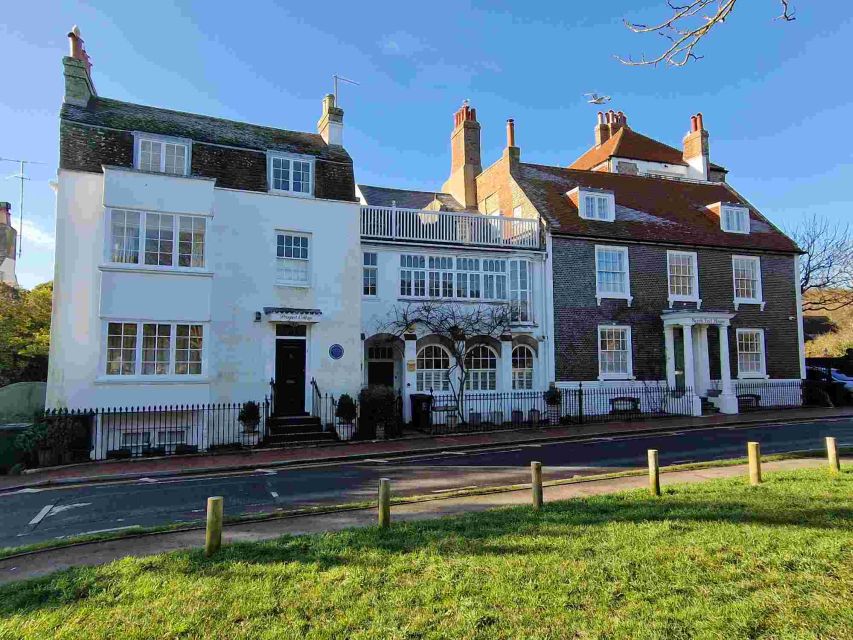 From London: Sussex Villages and White Cliff Guided Tour - Itinerary Highlights