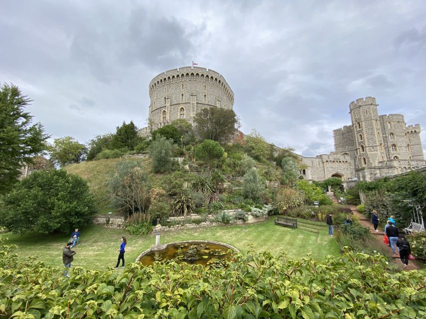 From London: Windsor Castle & Stonehenge Private Day Trip - Itinerary Highlights