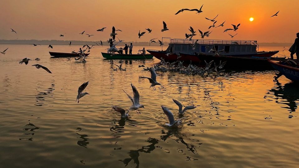 From Varanasi: Subah-E-Banaras Tour With Guide and Transport - Detailed Itinerary