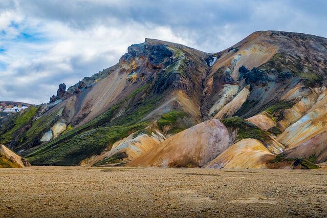 Full-Day Landmannalaugar & Háifoss Waterfall Tour With Hiking and Hot-Springs - Customer Feedback and Ratings