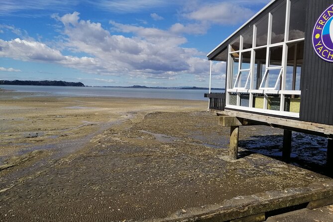 Full Day Tour of Waitomo Glowworm Caves and Rotoruas Te Puia - Pickup Details