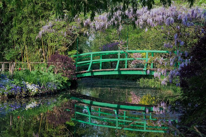 Giverny Monets House & Versailles Palace Private Day Trip From Paris - Inclusions and Logistics